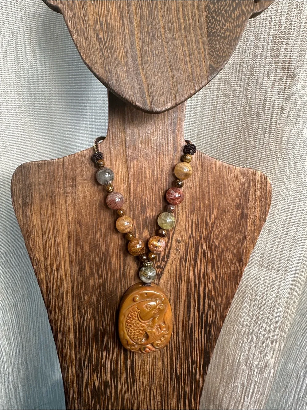 Natural Agate Fish Carving Pendant Necklace on Adjustable Brown Rope